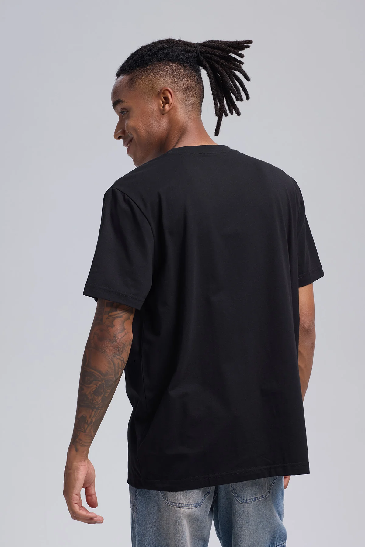 Polera Hombre Print City Negro - Image 3