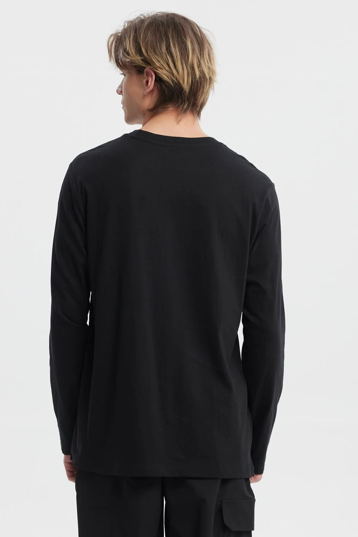 Polera Hombre Print Frontal Negro - Image 3