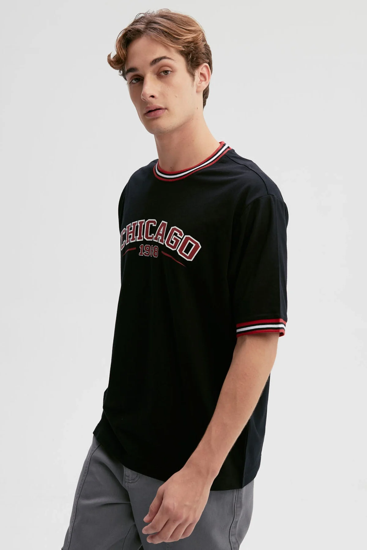 Polera Hombre Print Negro - Image 2