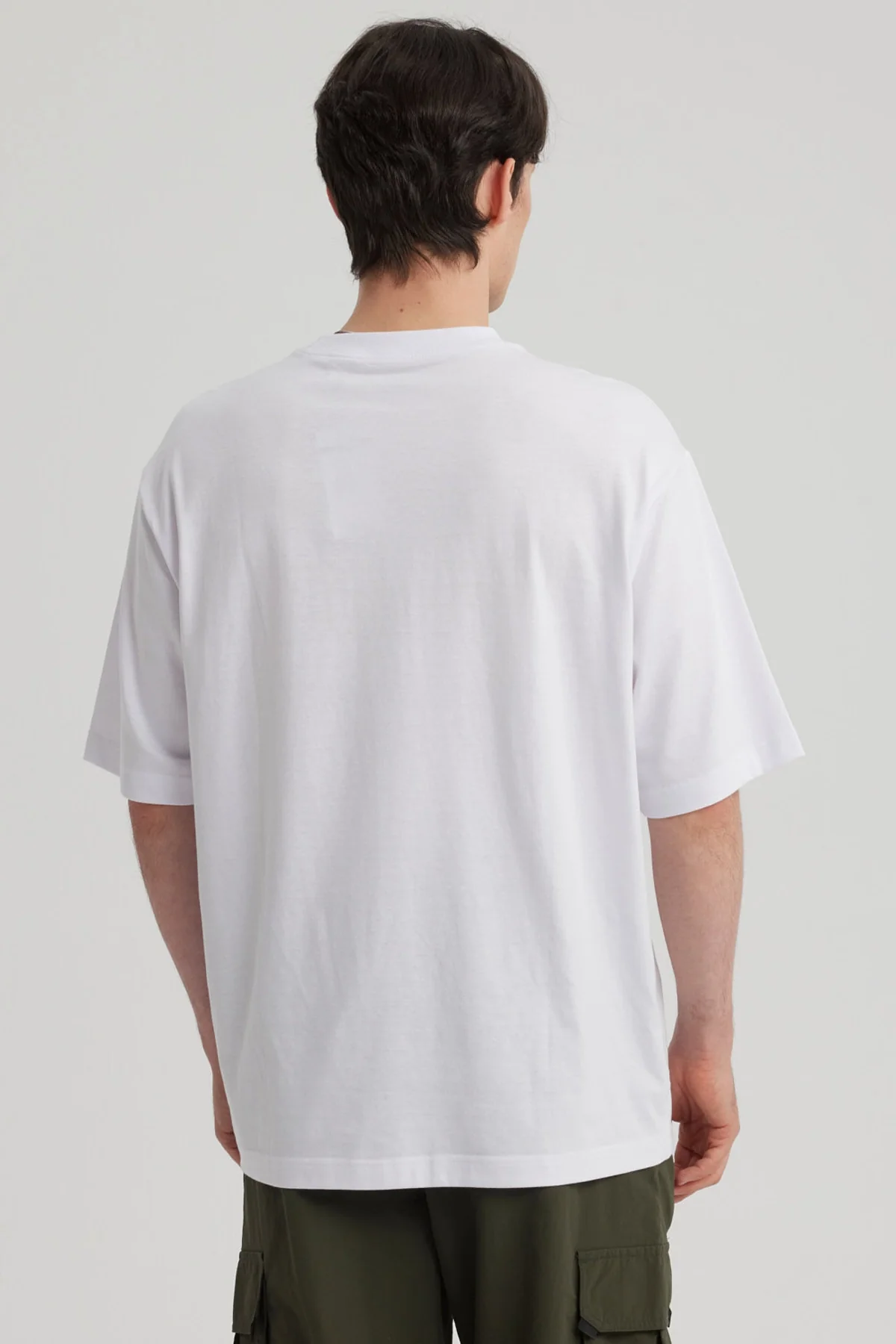 Polera Hombre Print Oversize Blanco - Image 3