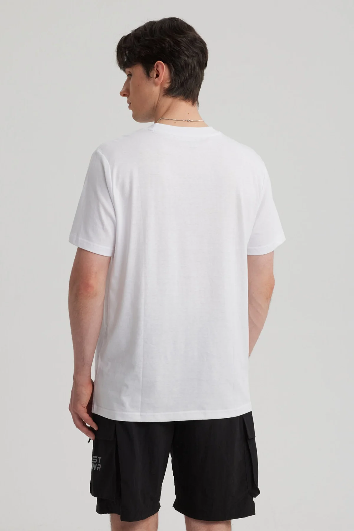 Polera Hombre Print Regular Fit Blanco - Image 3