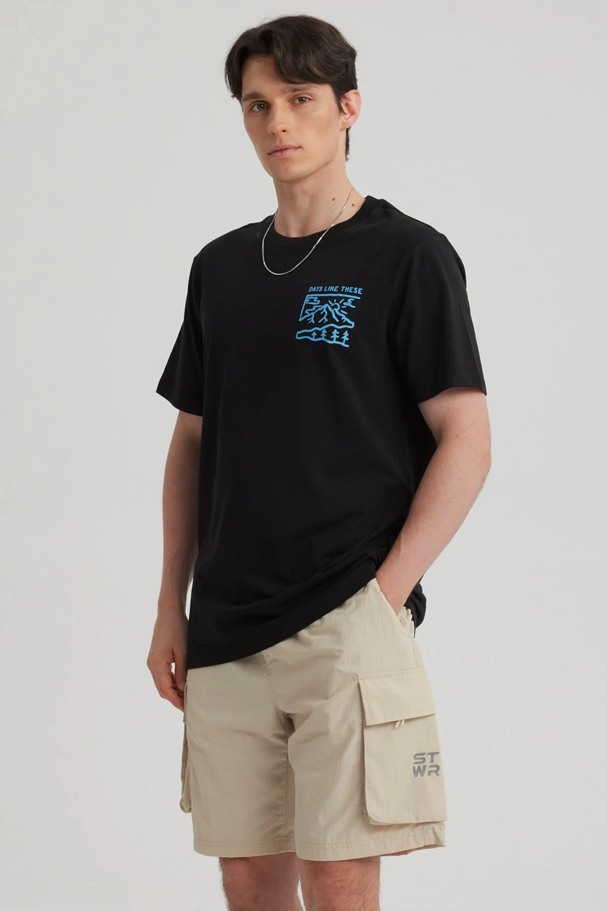 Polera Hombre Print Regular Fit Negro - Image 2