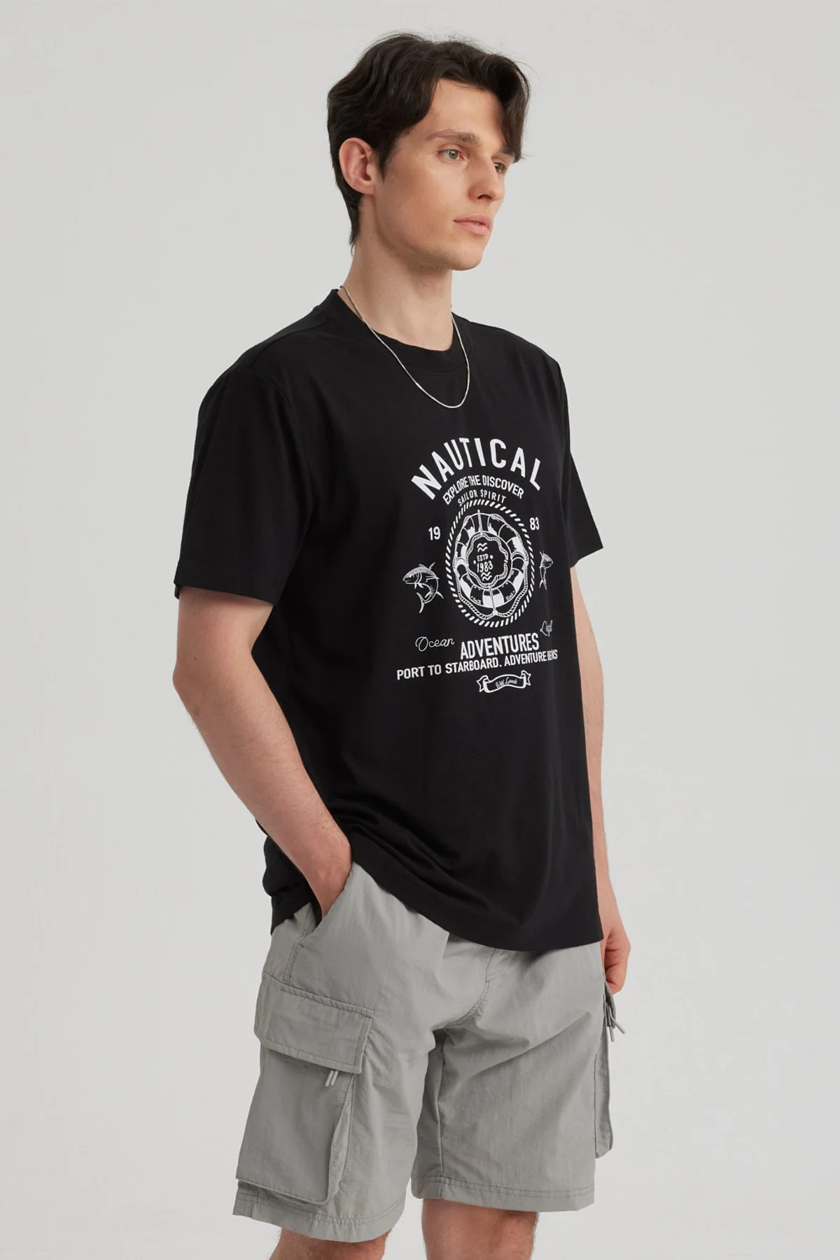 Polera Hombre Print Regular Fit Negro - Image 2