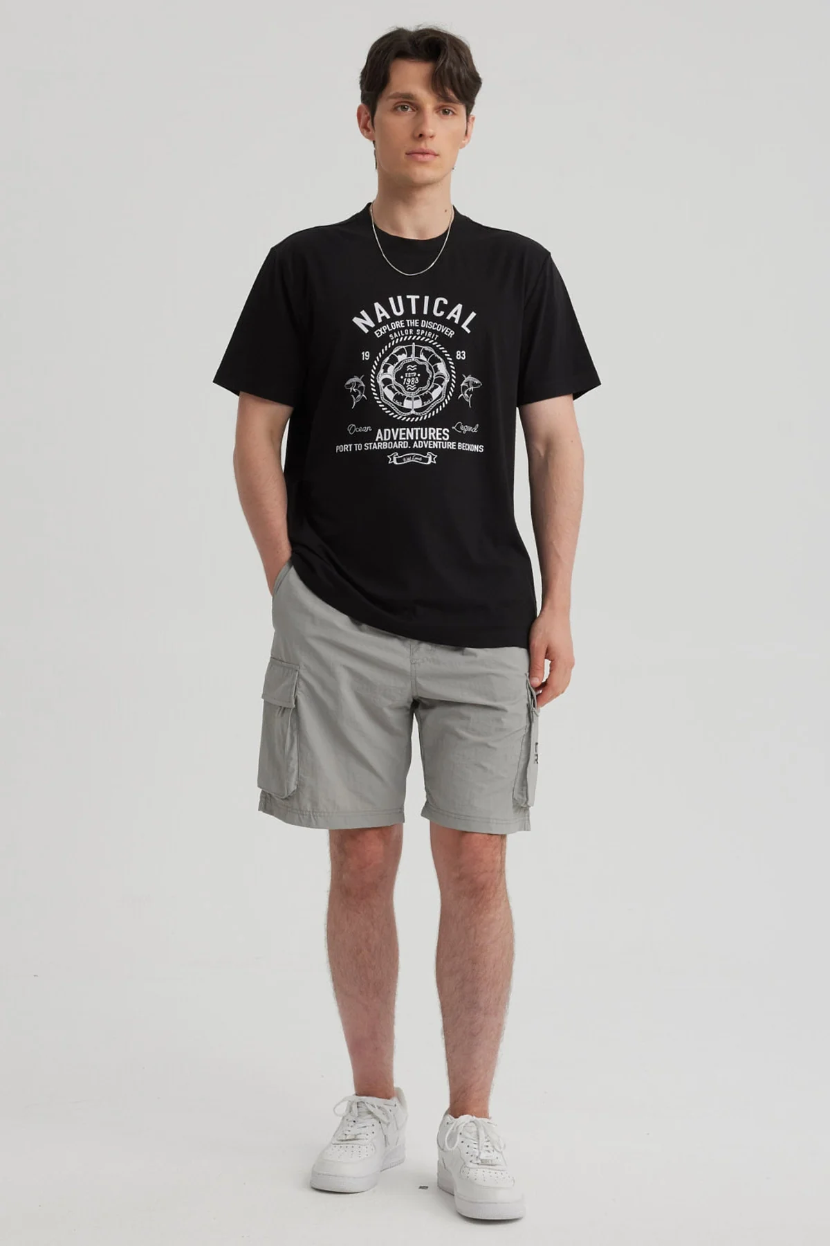 Polera Hombre Print Regular Fit Negro - Image 4