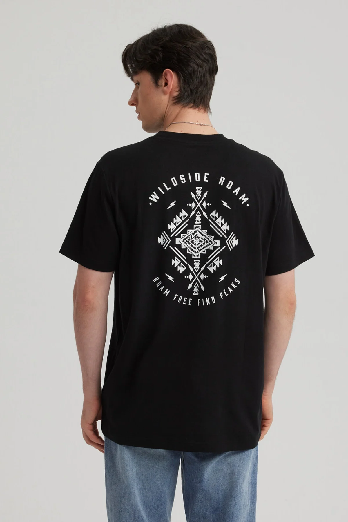 Polera Hombre Regular Fit Negro - Image 3