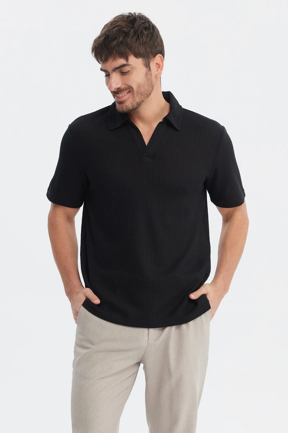 Polera Hombre Slim Cuello Polo Negro - Image 2