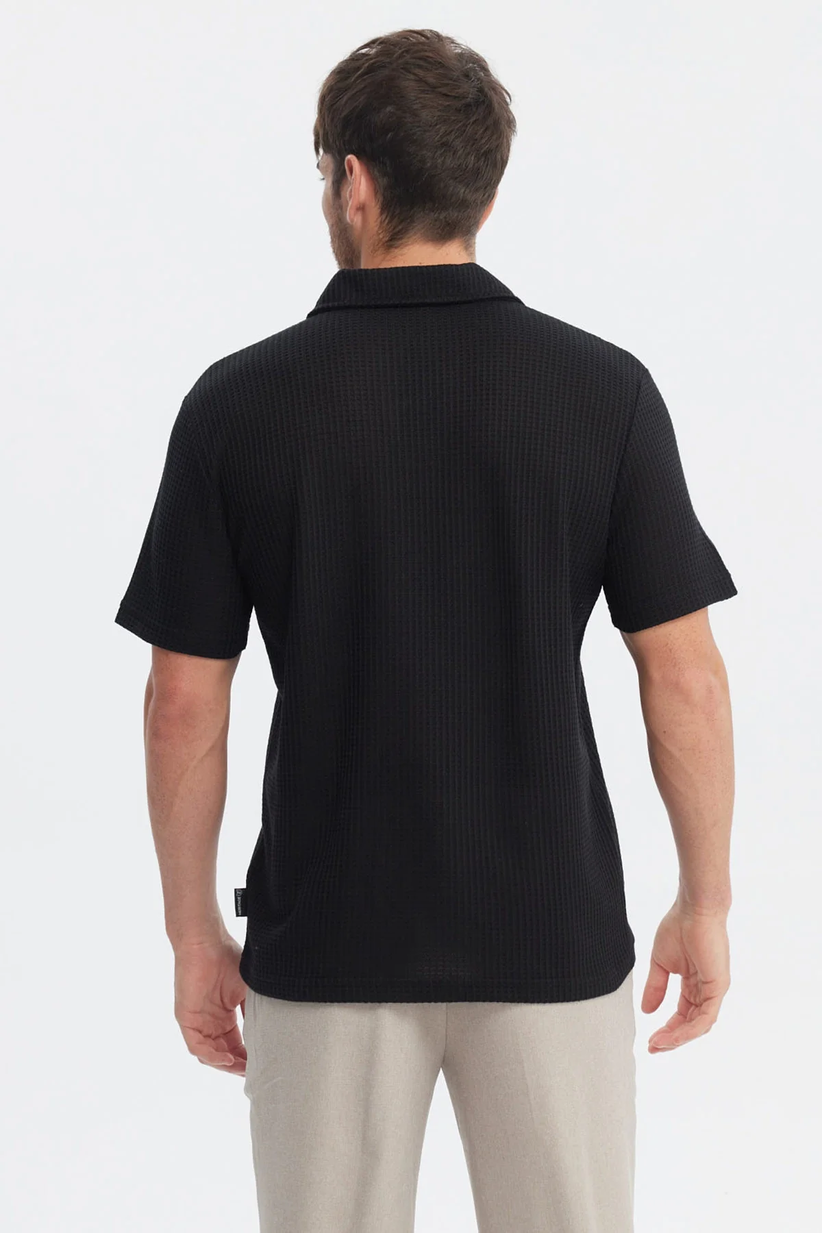 Polera Hombre Slim Cuello Polo Negro - Image 3