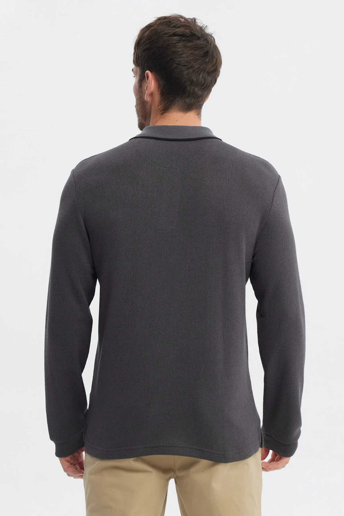 Polera Hombre Textura Con Botón Marengo - Image 3