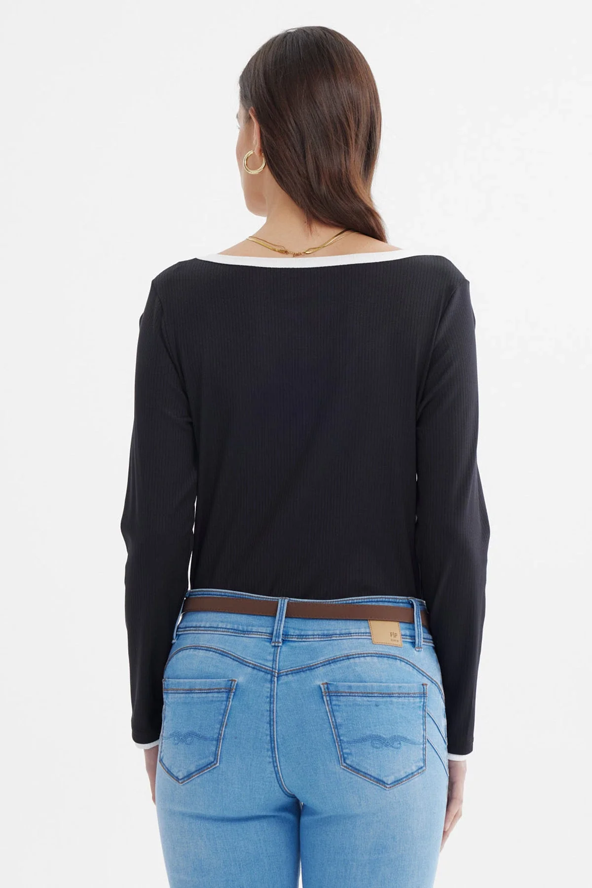 Polera Mujer Ajustado Cuello V Negro - Image 3