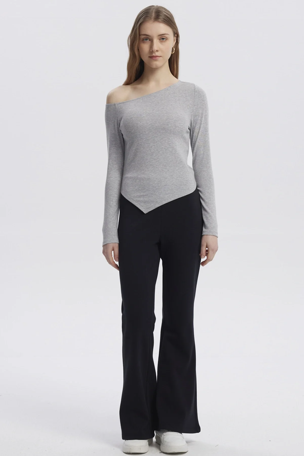 Polera Mujer Asimétrica Gris Melange - Image 4