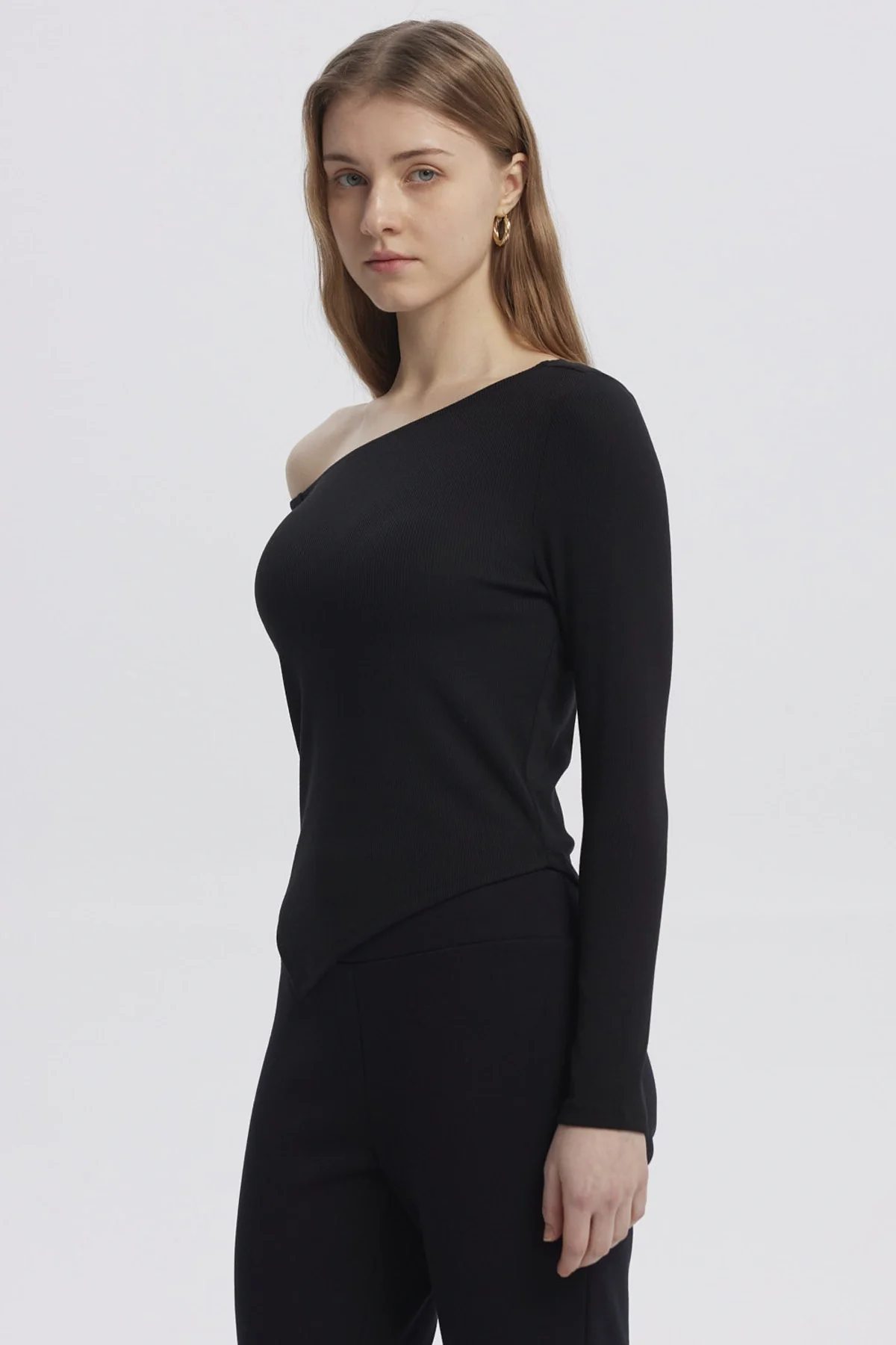 Polera Mujer Asimétrica Negro - Image 2