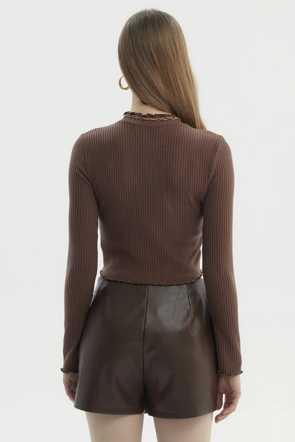 Polera Mujer Basic Ajustado Café Oscuro - Image 3