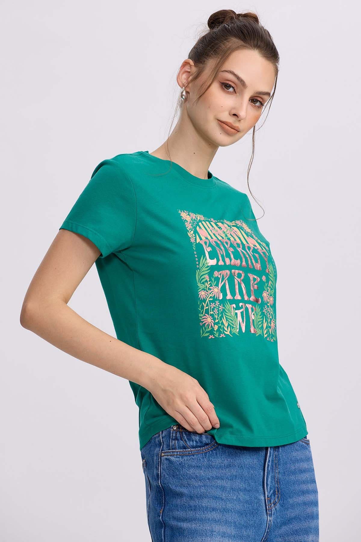 Polera Mujer Básica Print Verde Esmeralda - Image 2