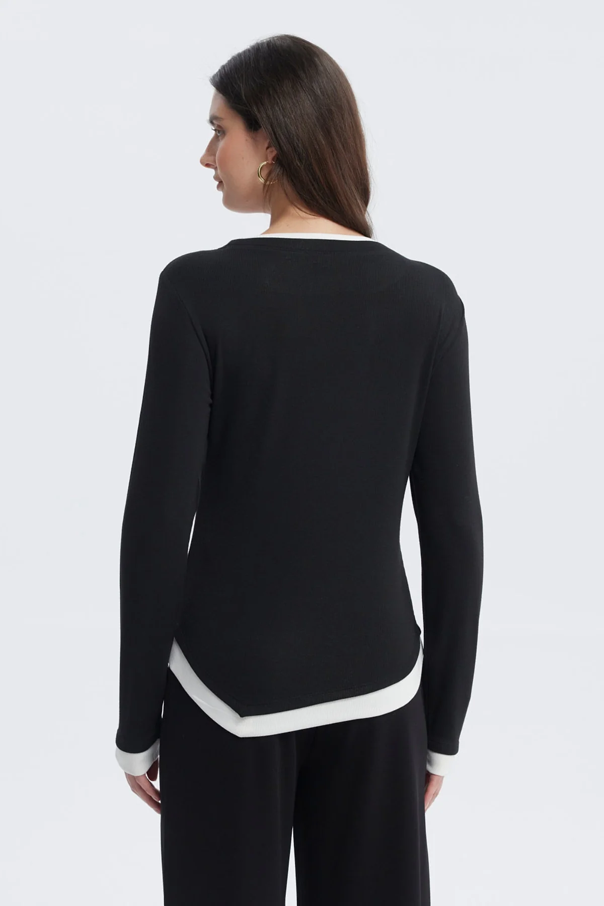 Polera Mujer Borde En Contraste Negro - Image 3