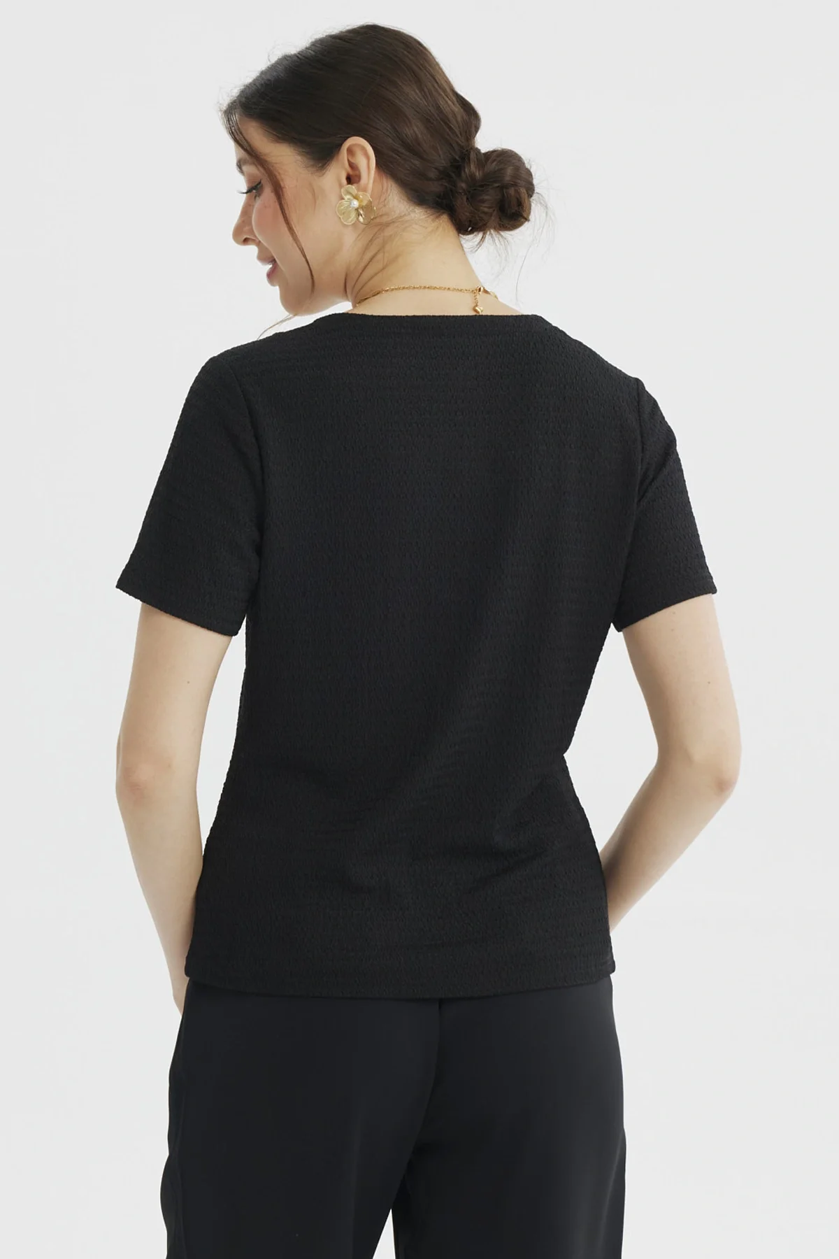 Polera Mujer Botónes Perlas Negro - Image 3