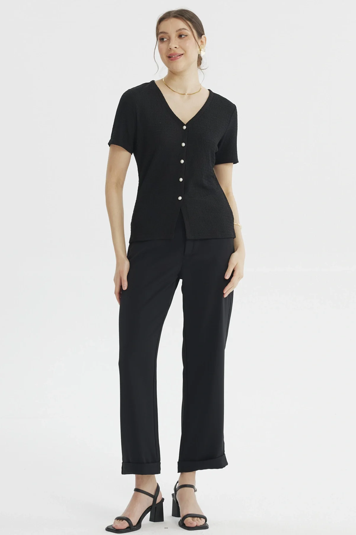 Polera Mujer Botónes Perlas Negro - Image 4