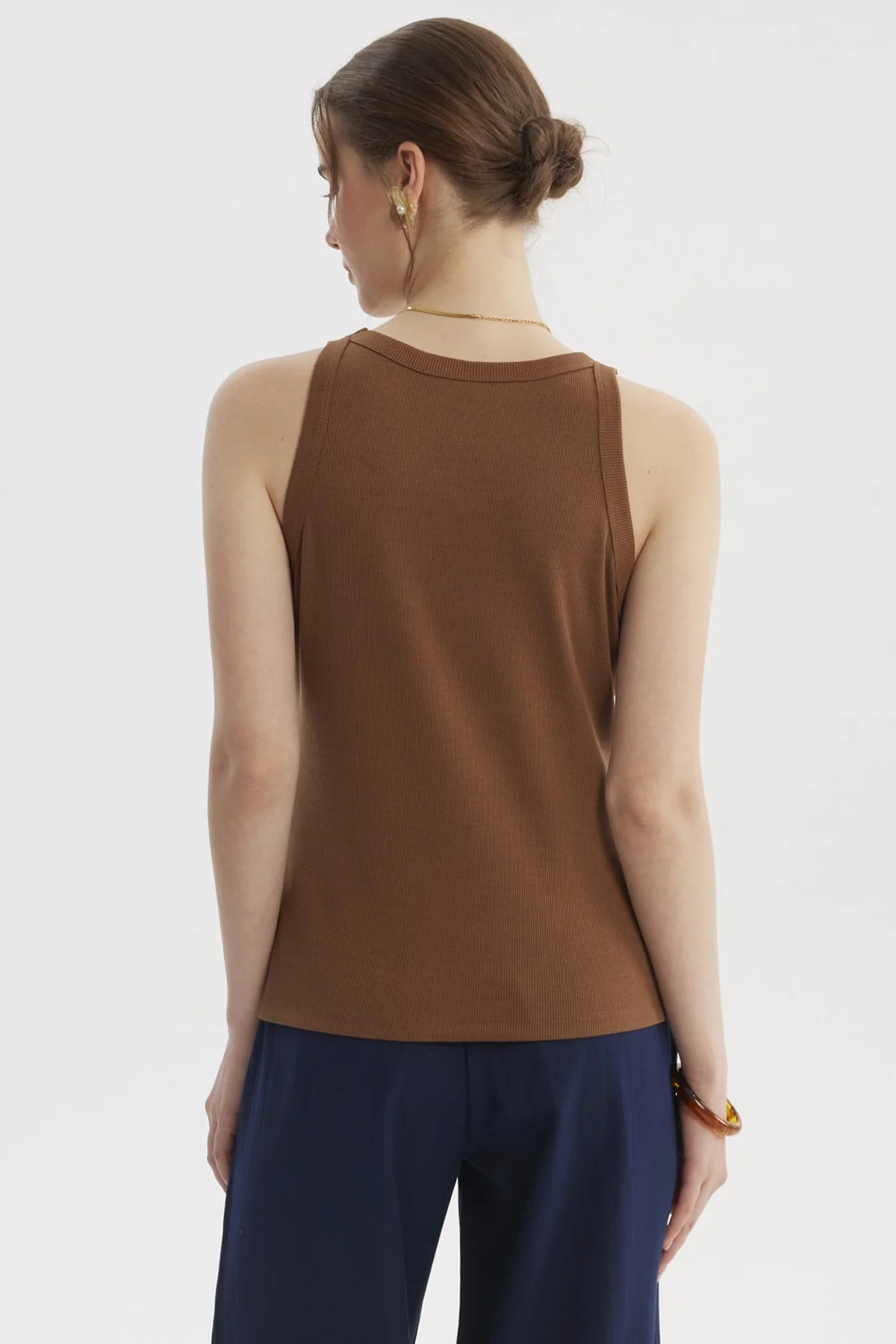 Polera Mujer Con Bote Pabilo Rib Café - Image 3