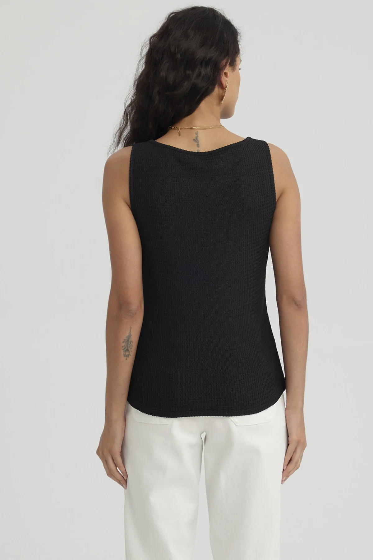 Polera Mujer Con Bote Textura Negro - Image 2