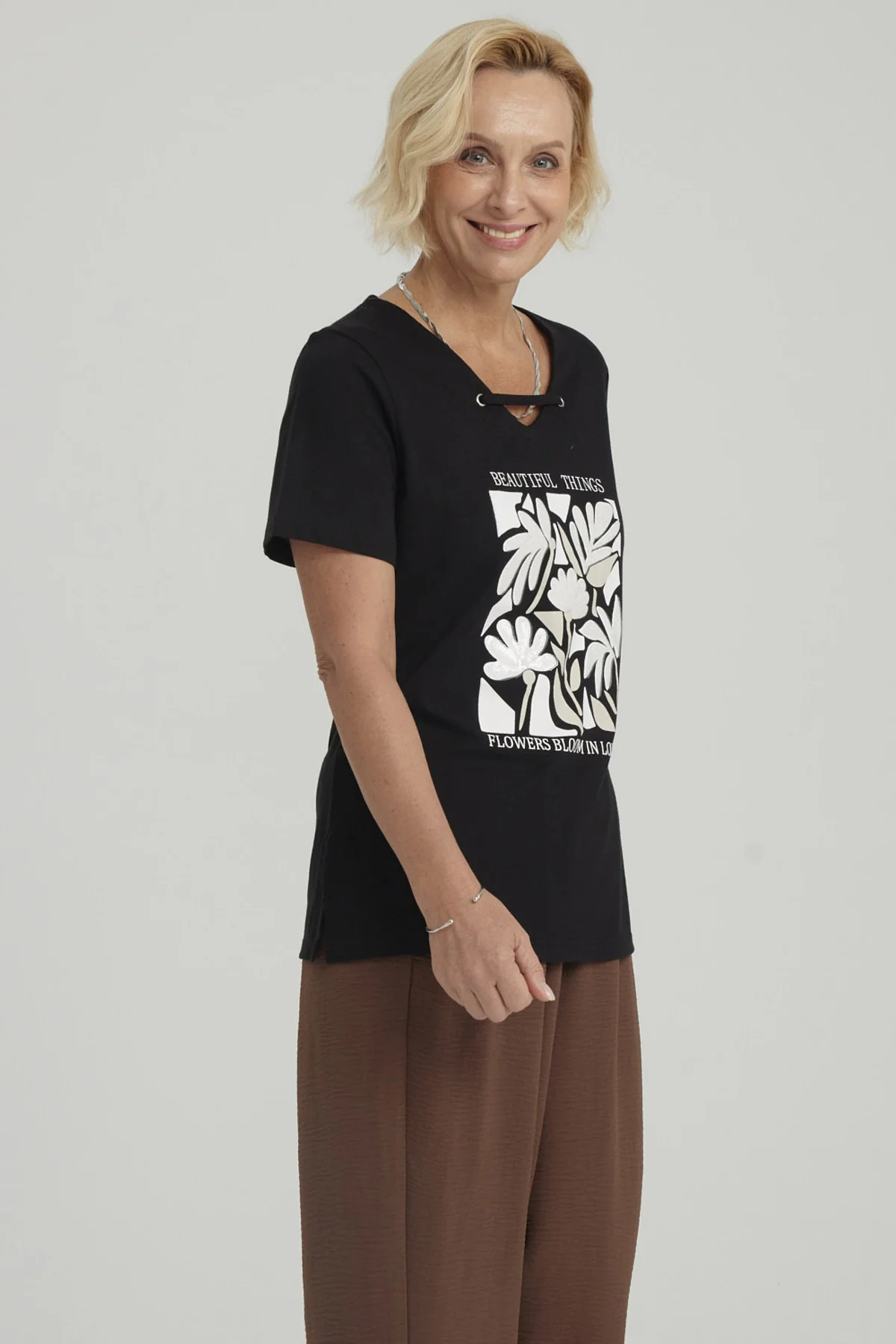 Polera Mujer Con Estampado Negro - Image 2