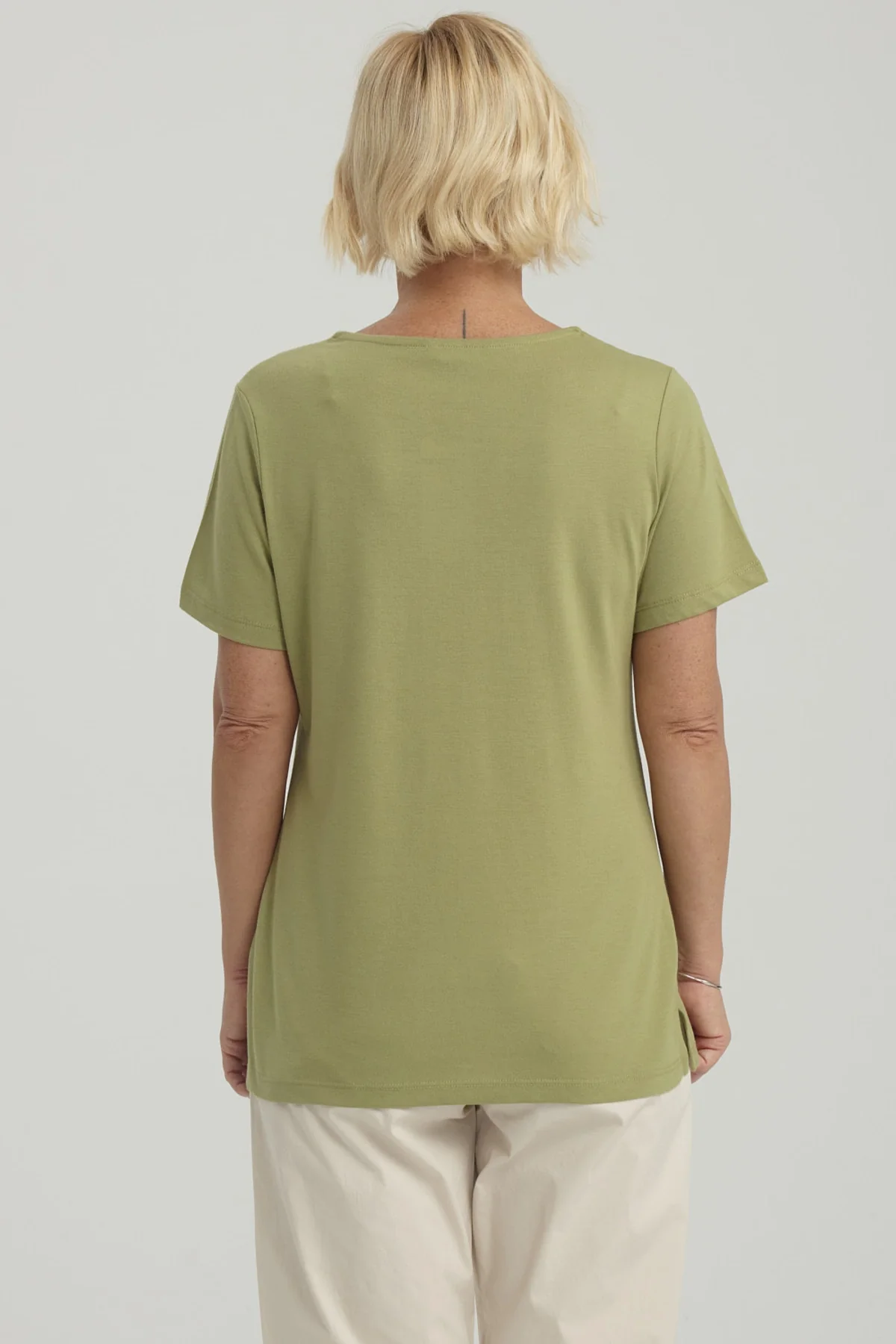 Polera Mujer Con Estampado Verde Claro - Image 3