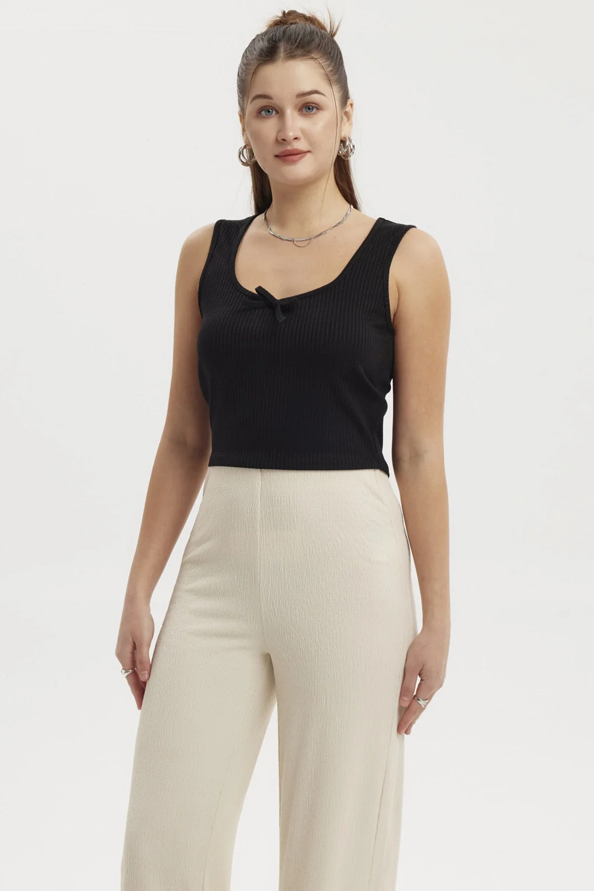 Polera Mujer Con Lazo Negro - Image 2