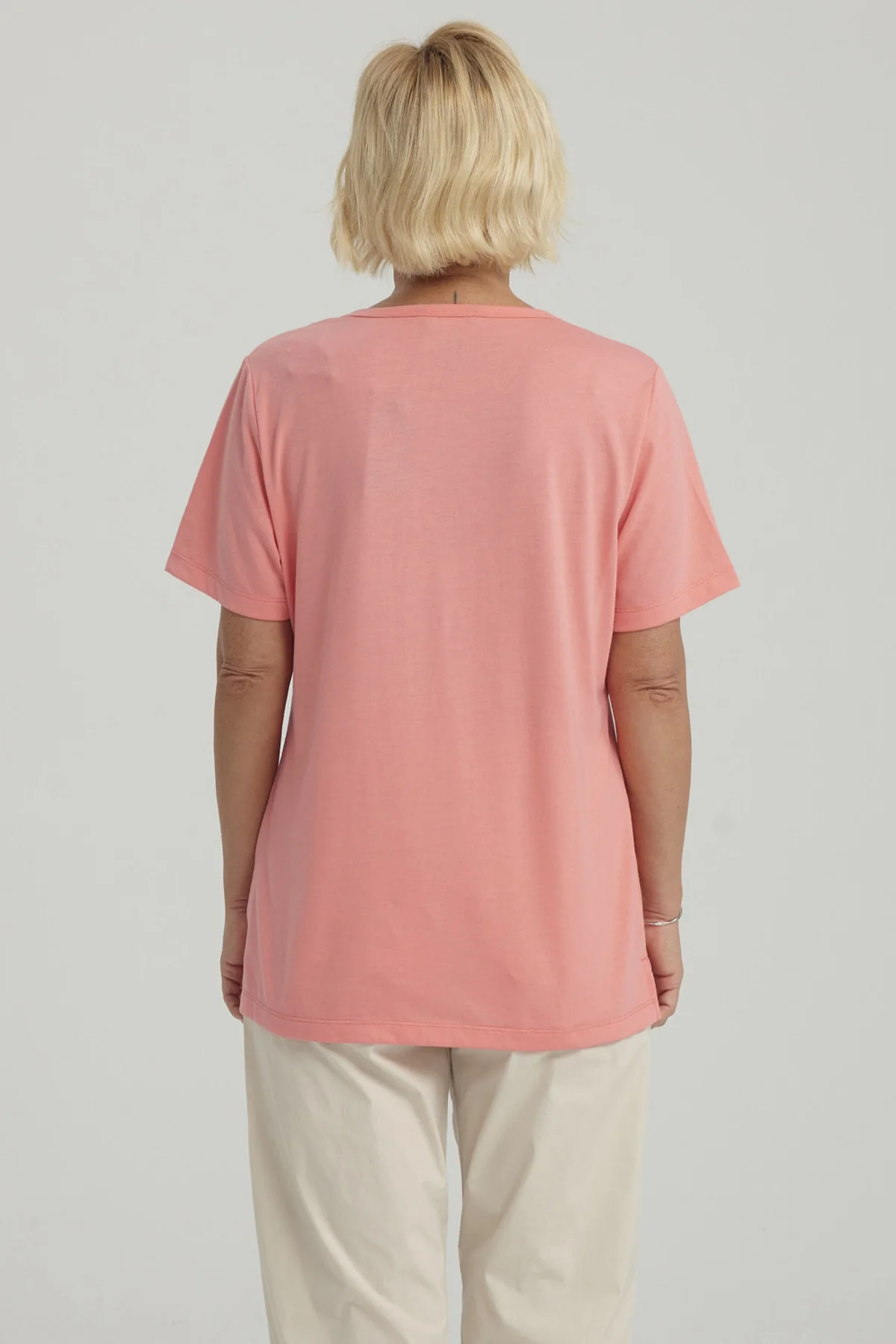 Polera Mujer Con Tachas Sandía - Image 3