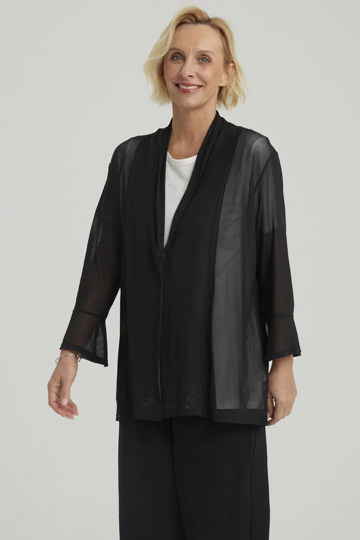 Polera Mujer Estilo Tapado Negro - Image 2
