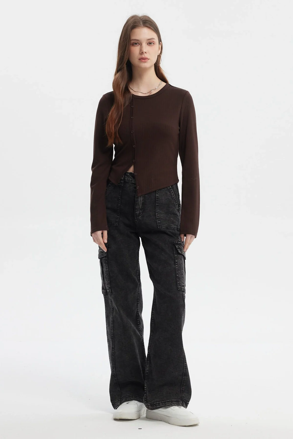 Polera Mujer Corte Diagonal Café Oscuro - Image 4