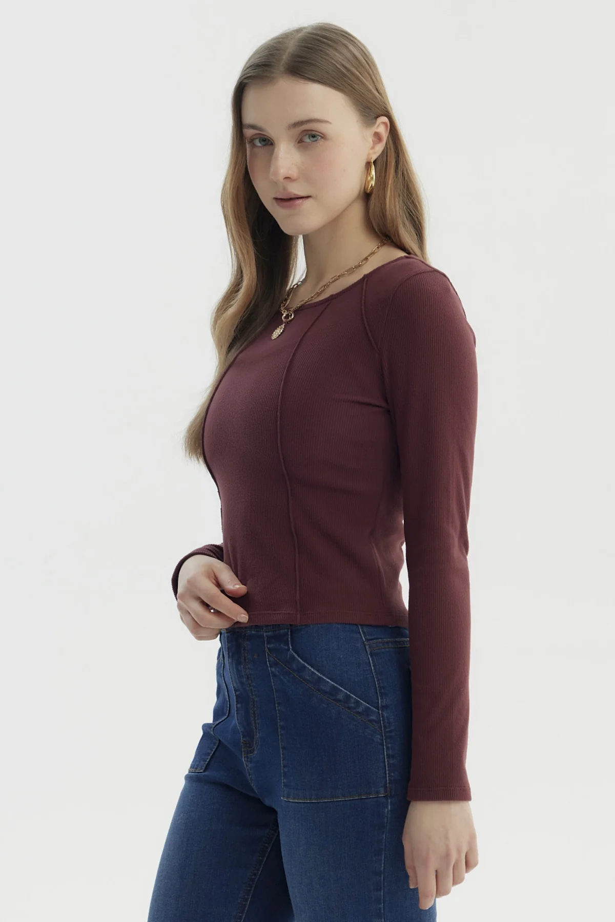 Polera Mujer Cortes Roule Burdeo - Image 2