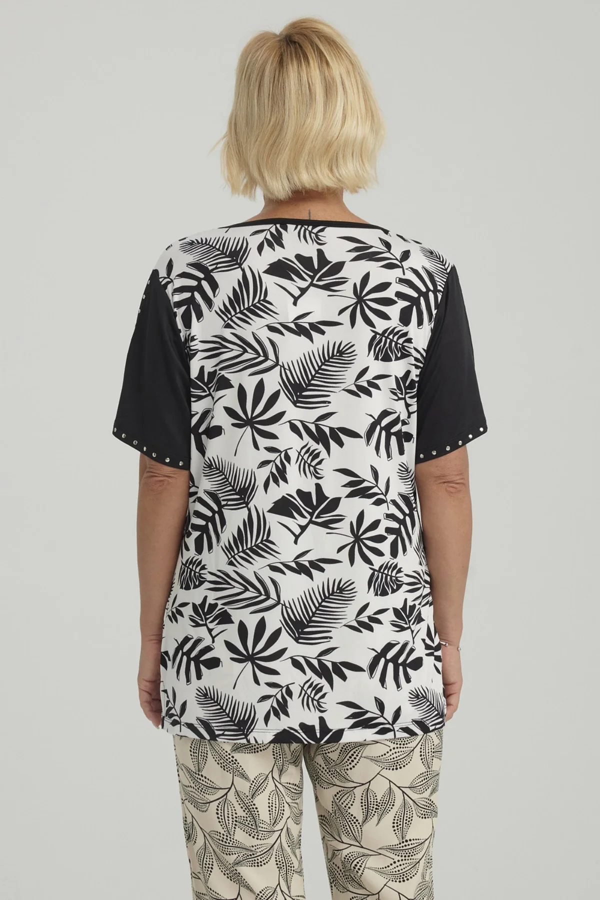 Polera Mujer Cruce Cuello Negro - Image 3