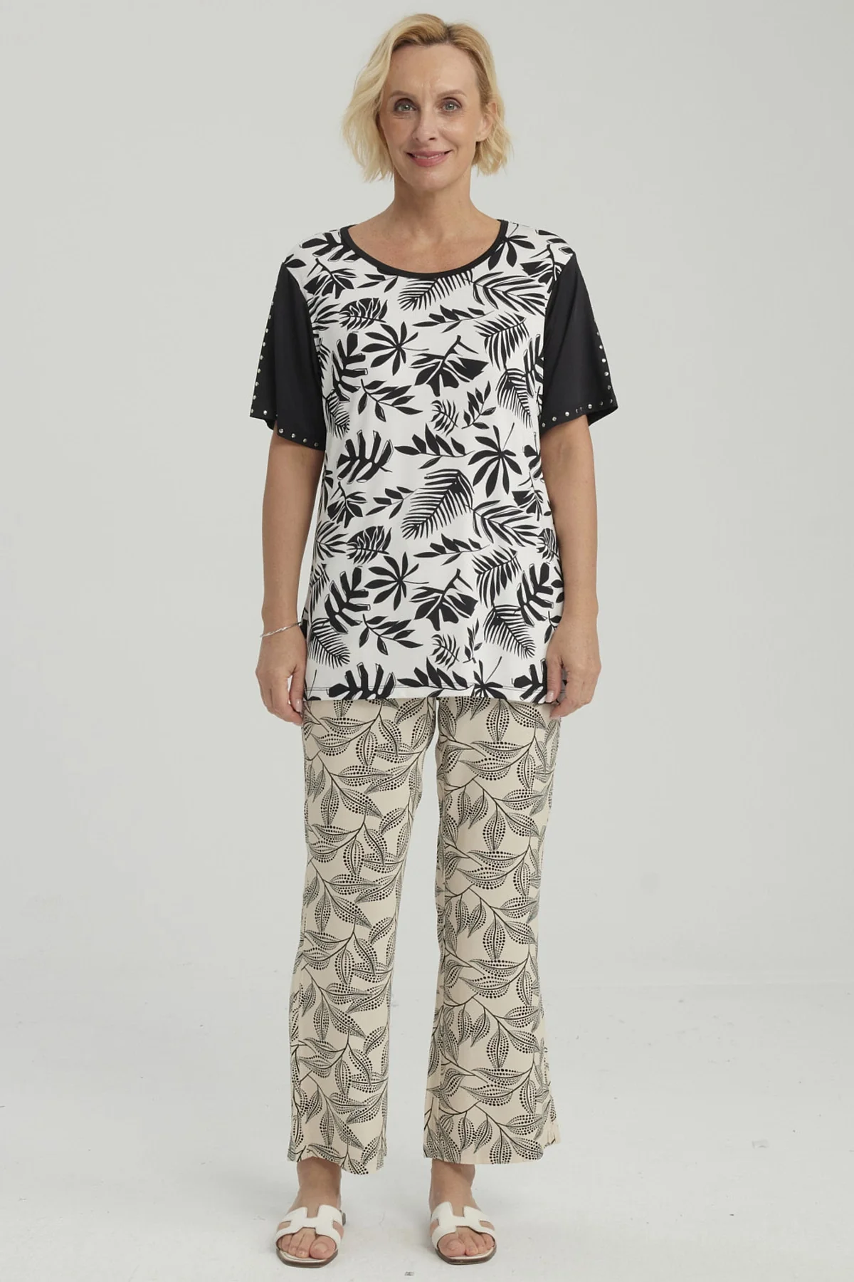 Polera Mujer Cruce Cuello Negro - Image 4
