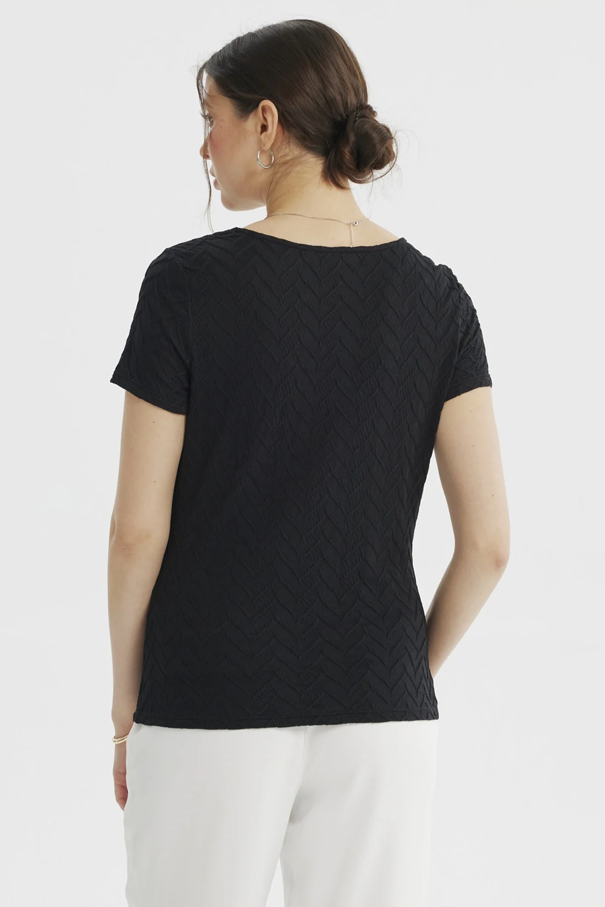 Polera Mujer Cuello Asimétrico Negro - Image 3