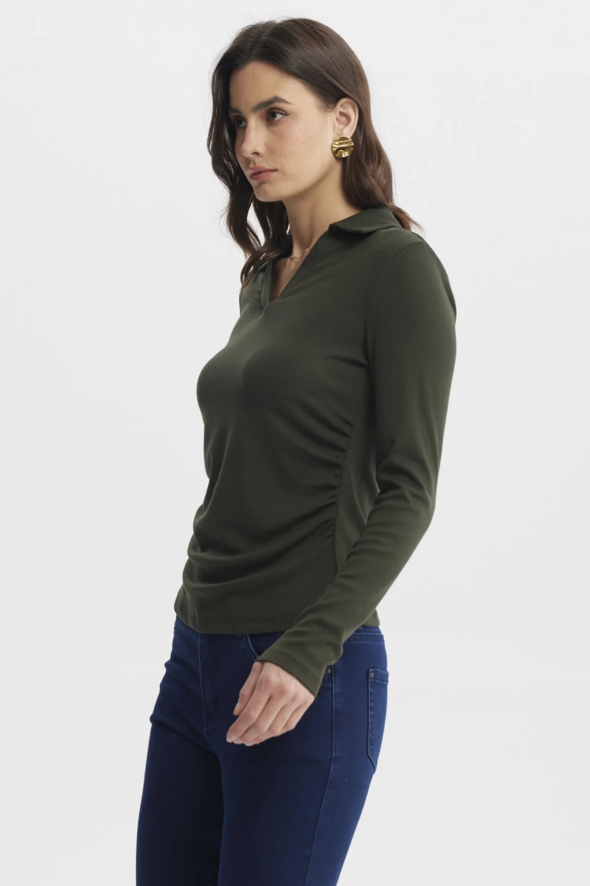 Polera Mujer Cuello Camisero Verde Musgo - Image 2