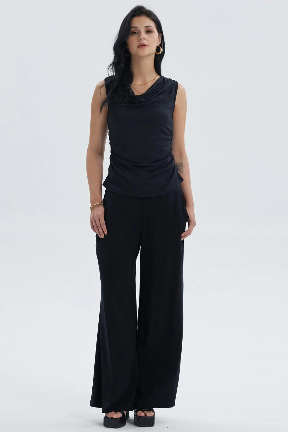 Polera Mujer Cuello Espalda Negro - Image 4