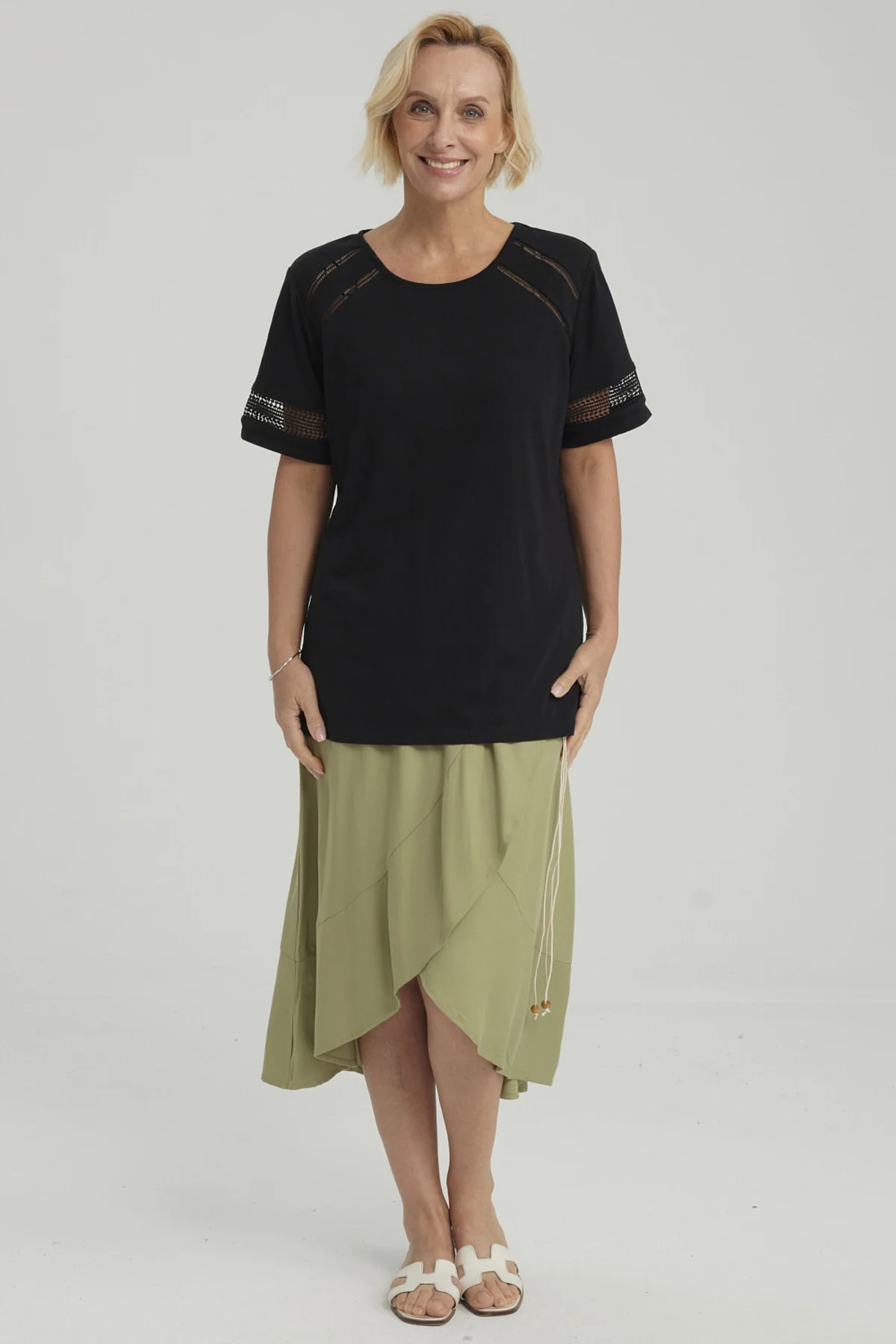 Polera Mujer Detalle Macramé Negro - Image 4