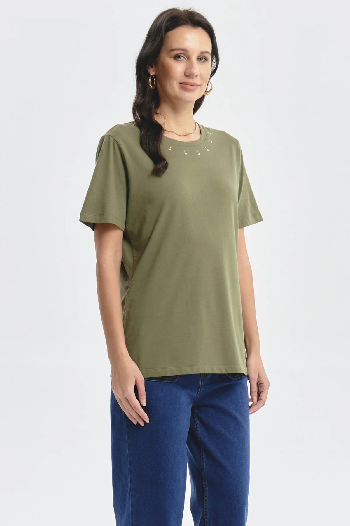 Polera Mujer Detalle Tachas Verde Olivo - Image 2