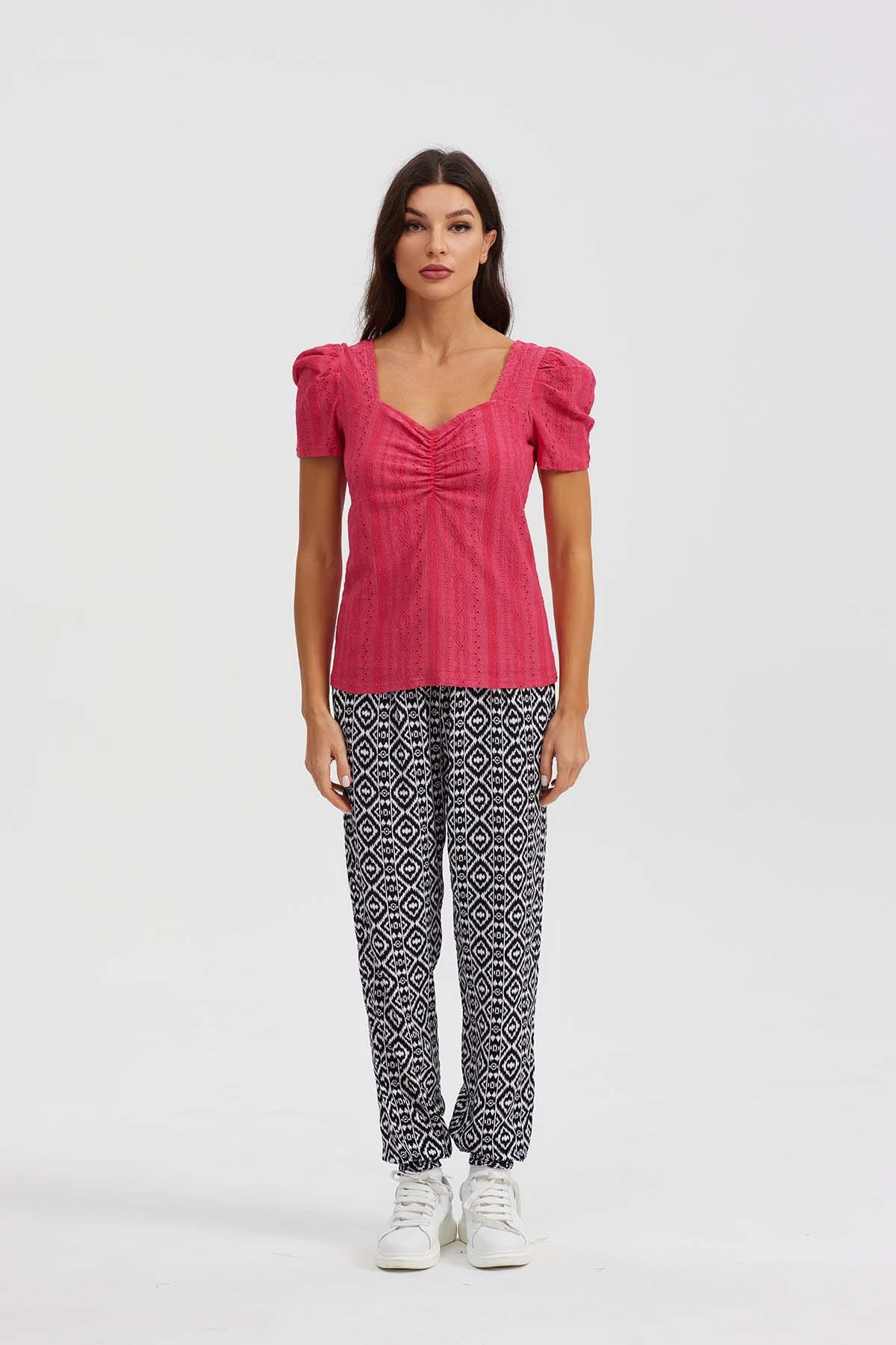 Polera Mujer Escote Corazón Coral - Image 3