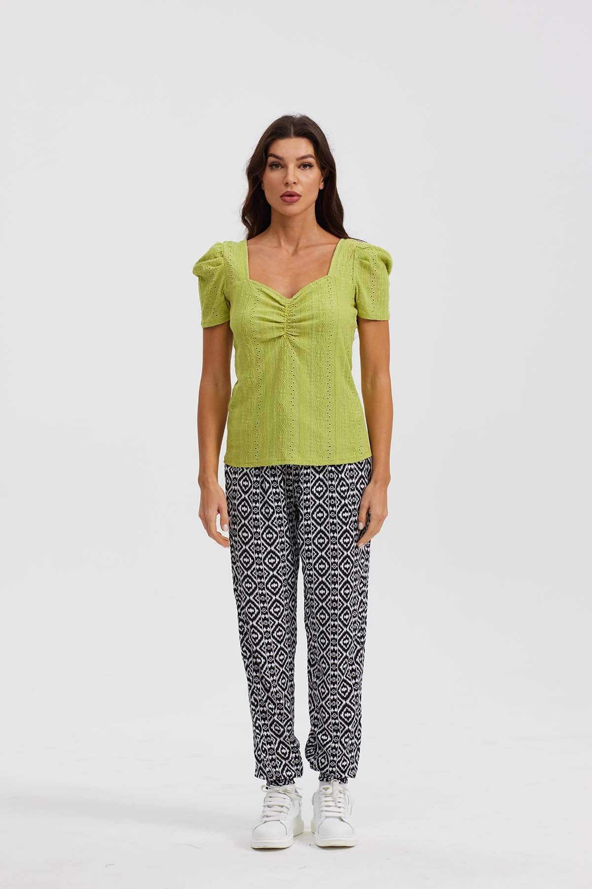 Polera Mujer Escote Corazón Verde - Image 3