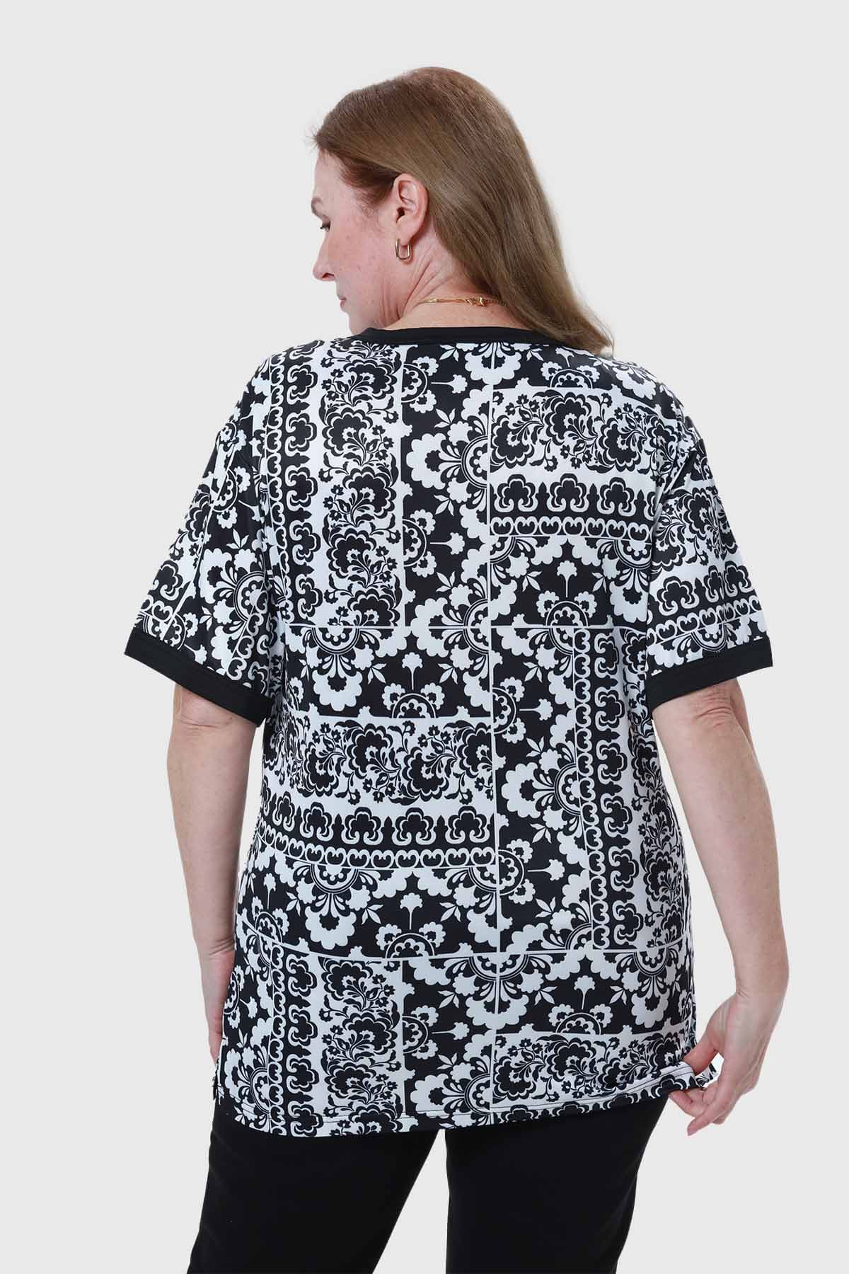 Polera Mujer Print Negro - Image 3