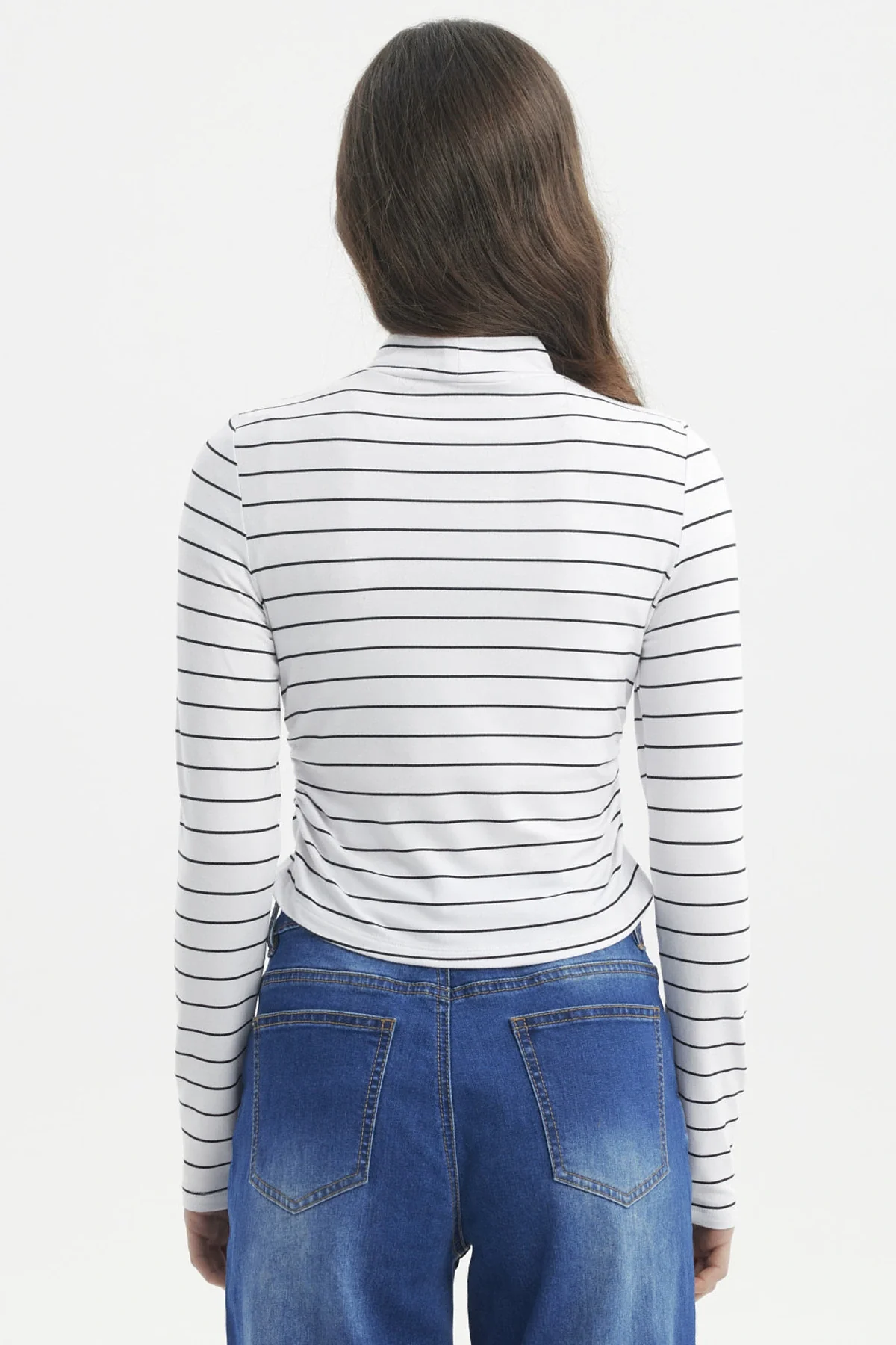 Polera Mujer Juvenil Blanco/Negro - Image 3