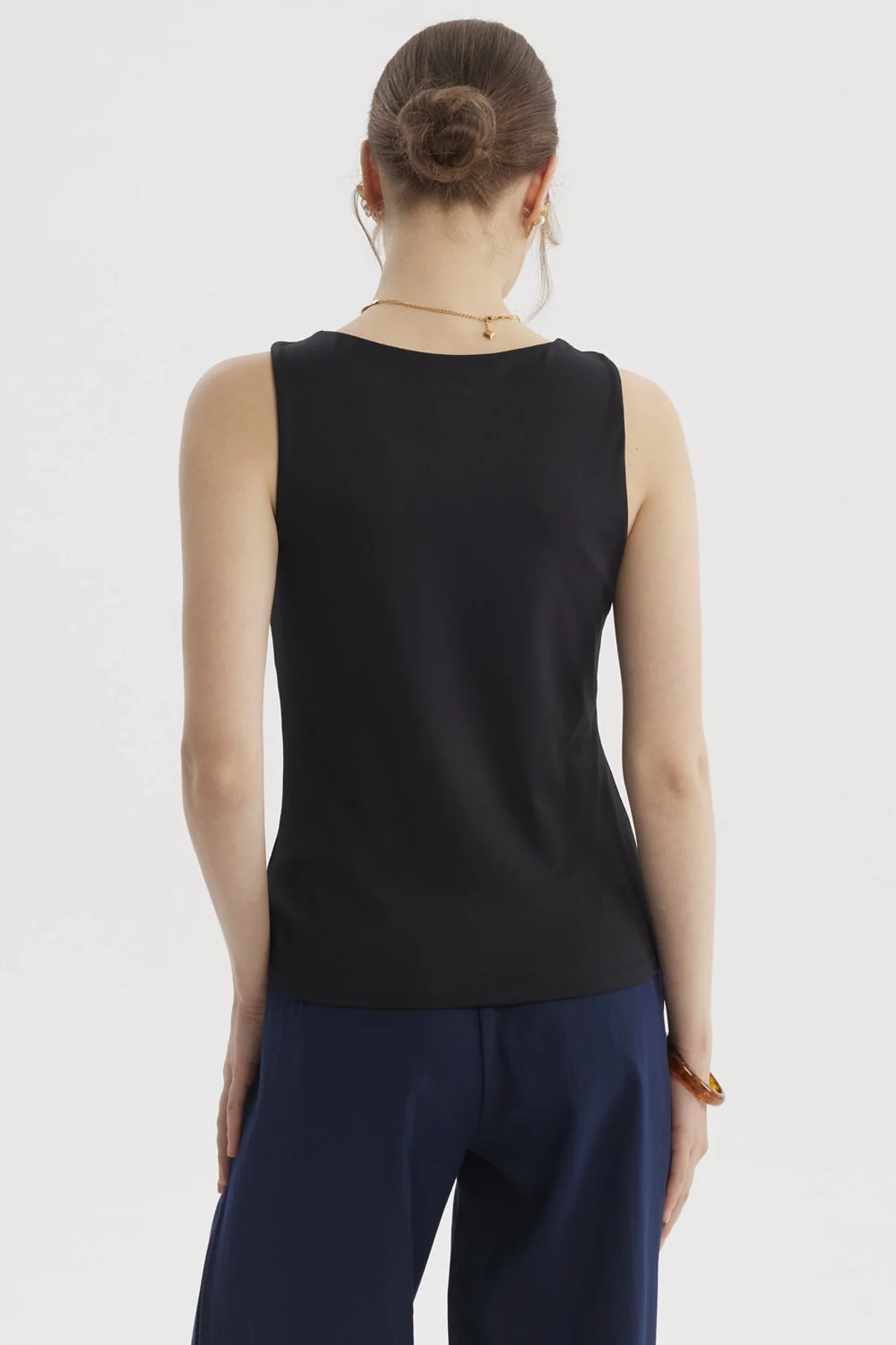 Polera Mujer Lisa Doble Capa Negro - Image 3