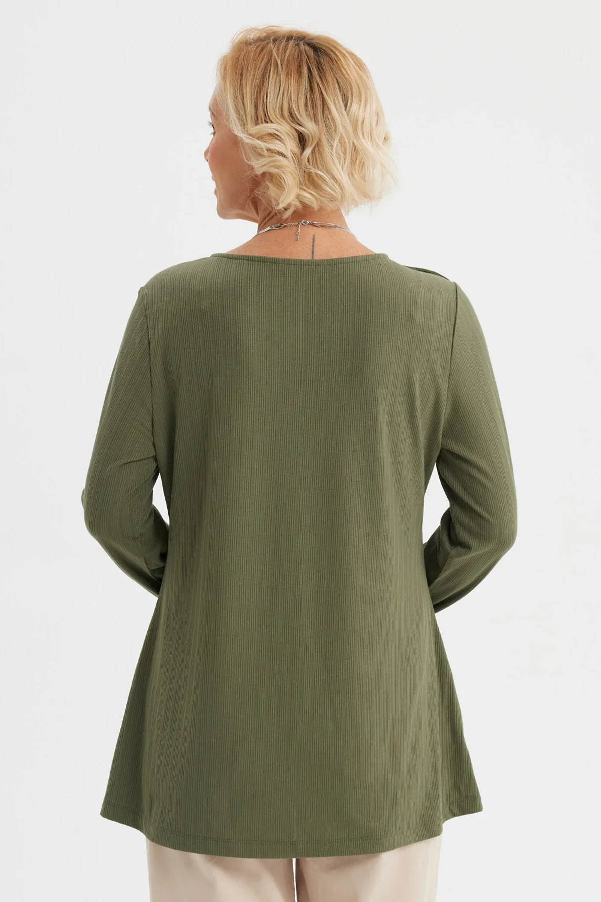 Polera Mujer Lisa Verde Olivo - Image 3