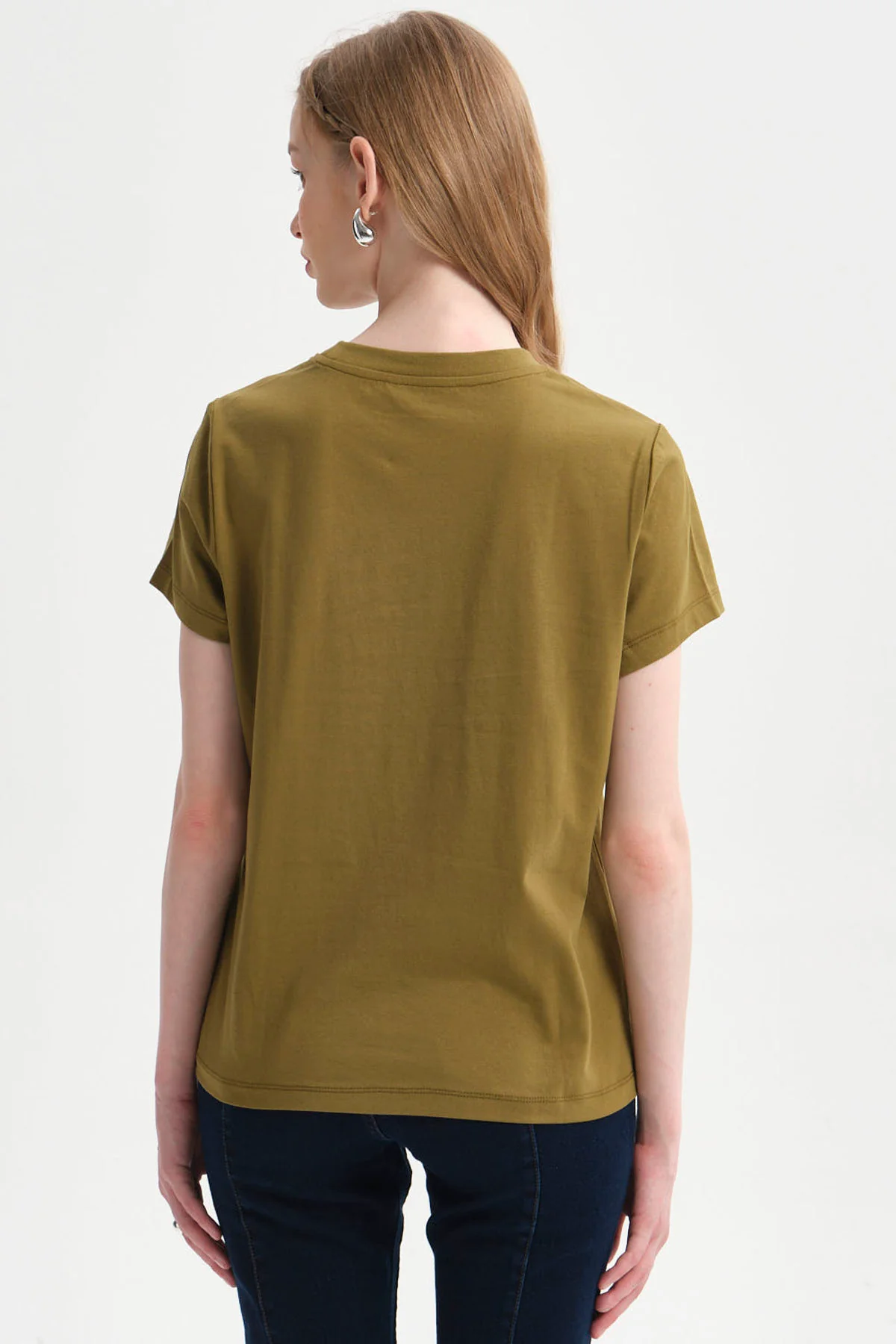 Polera Mujer Lisa Verde Olivo - Image 3