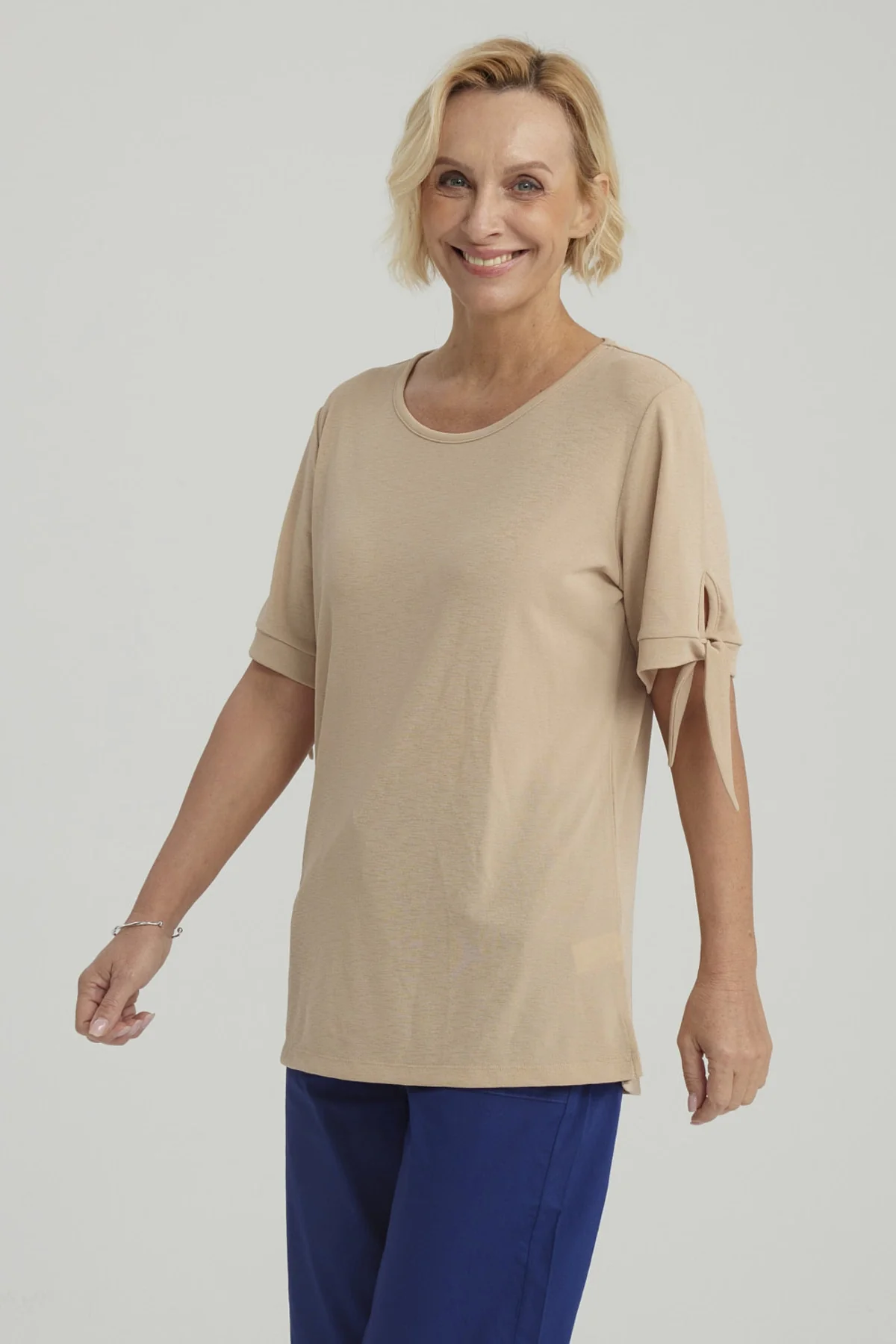 Polera Mujer Nudo En Mangas Beige - Image 2
