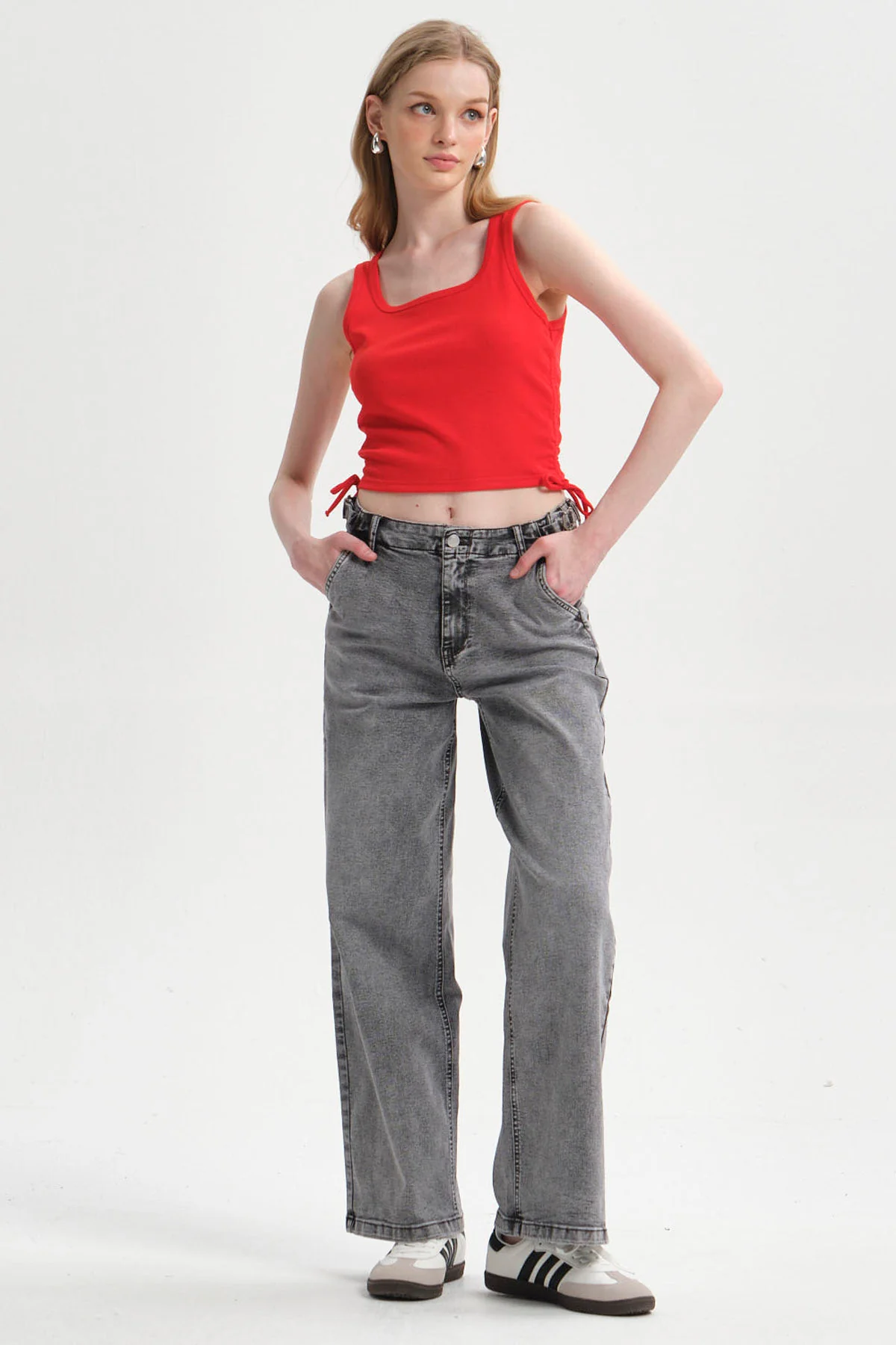 Polera Mujer Recogido Costado Rojo - Image 4