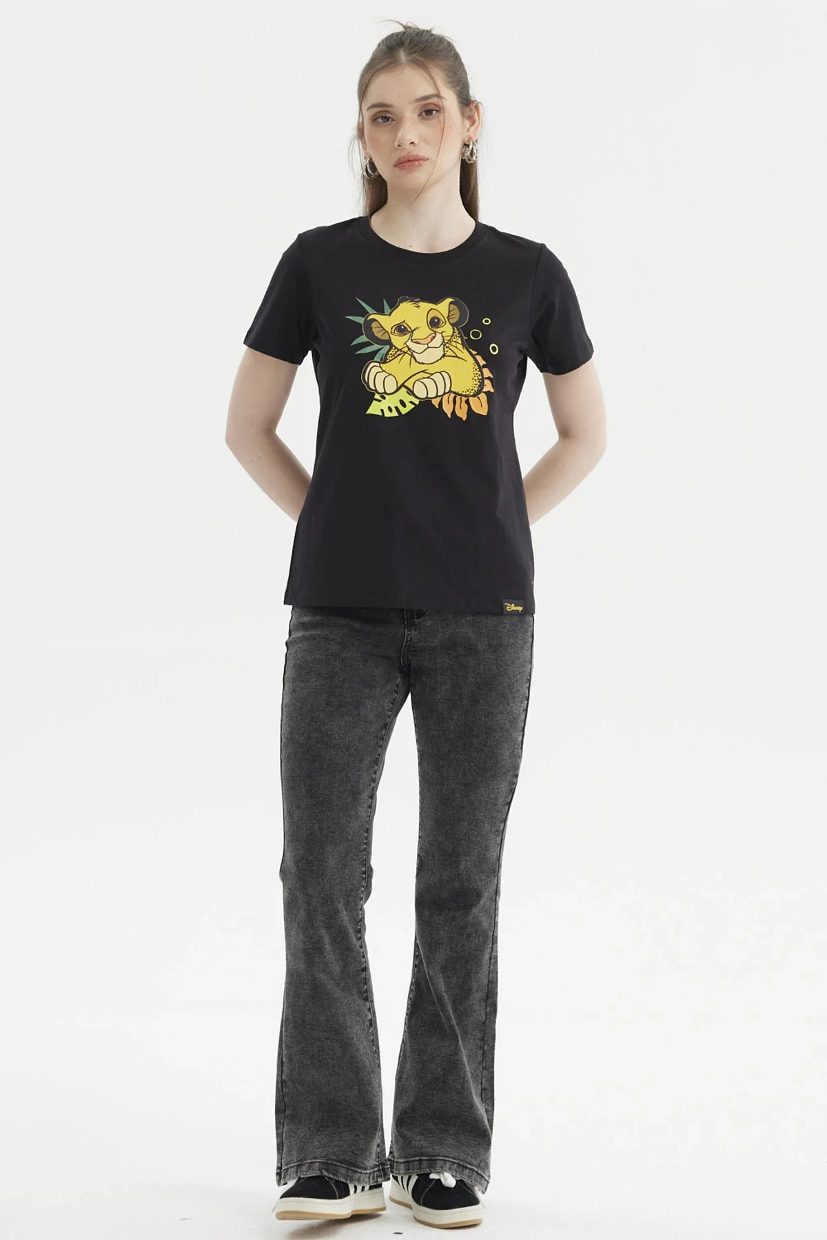 Polera Mujer Rey León Negro - Image 4