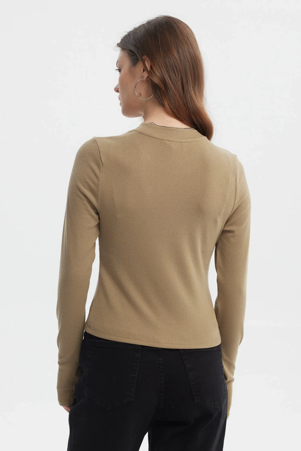 Polera Mujer Rib Abertura Puño Verde Olivo - Image 3