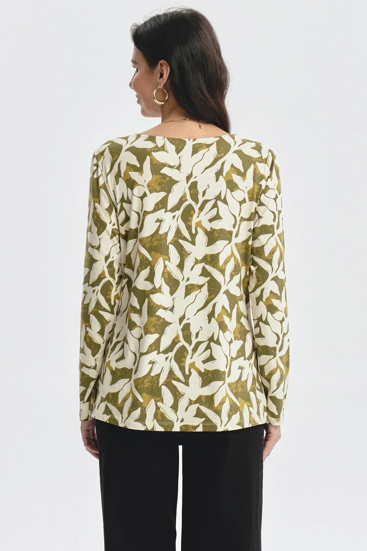 Polera Mujer Slim Verde Olivo - Image 3