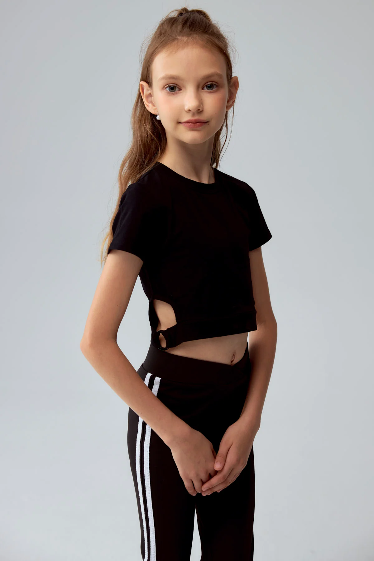 Polera Niña Argolla Costado Negro - Image 2