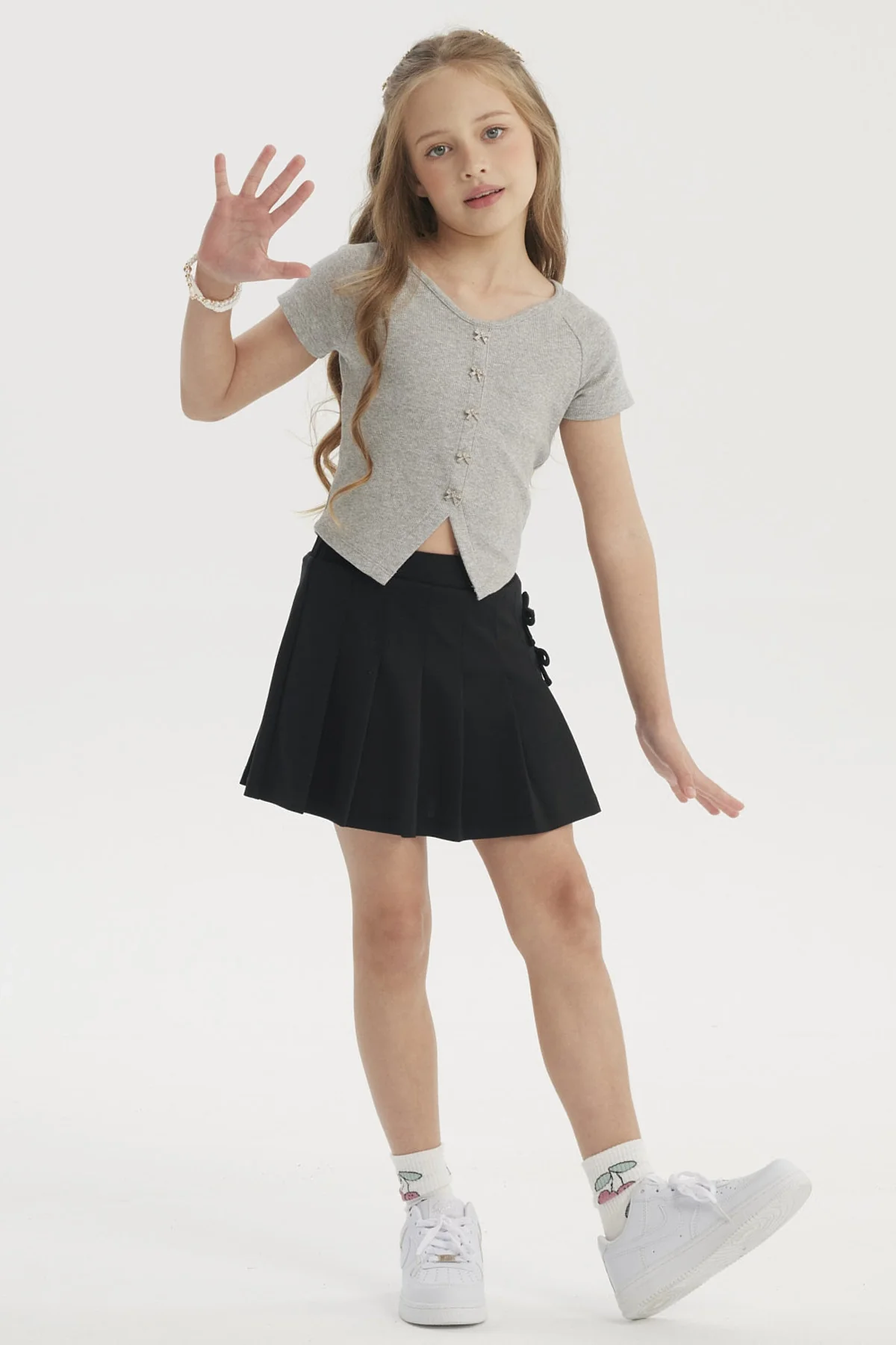 Polera Niña Botones De Lazo Gris Melange - Image 4